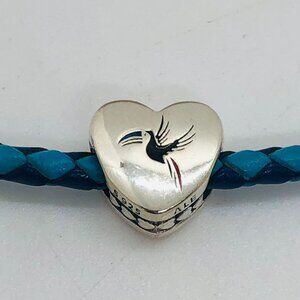 ✨✨PANDORA Belize Country Exclusive Toucan Heart Charm